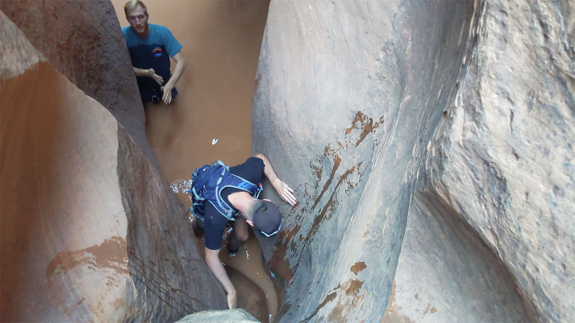 Finishing the pool downclimb in Entrajo