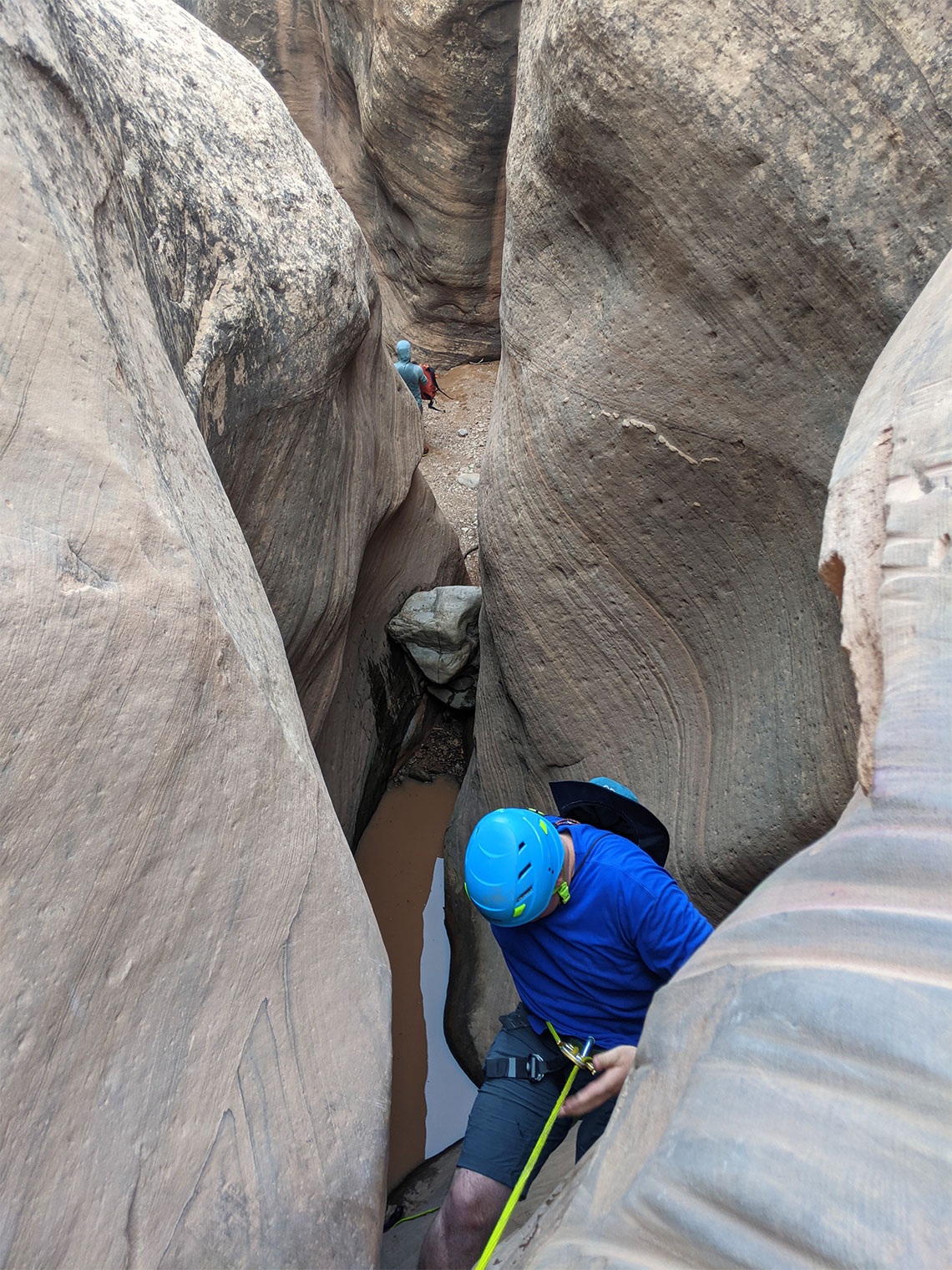 Going down rappel 1 in Entrajo Canyon