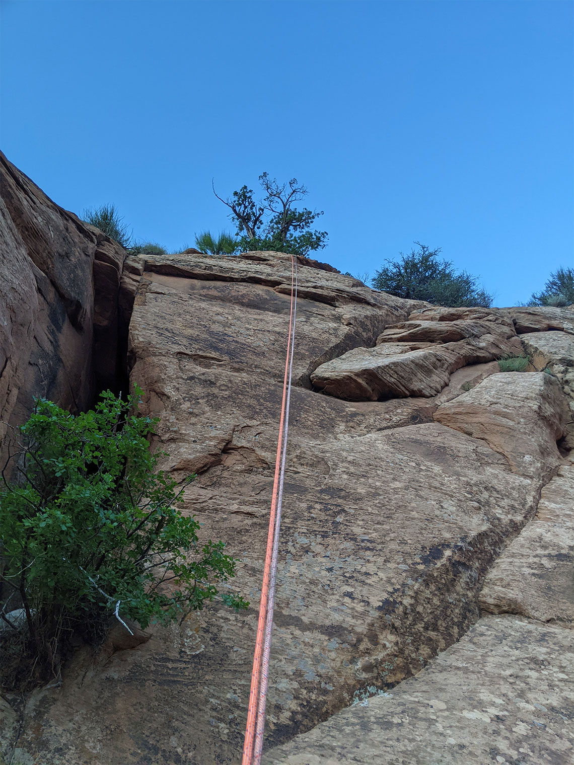 Bottom of the first stage of the 2nd rappel in Entrajo