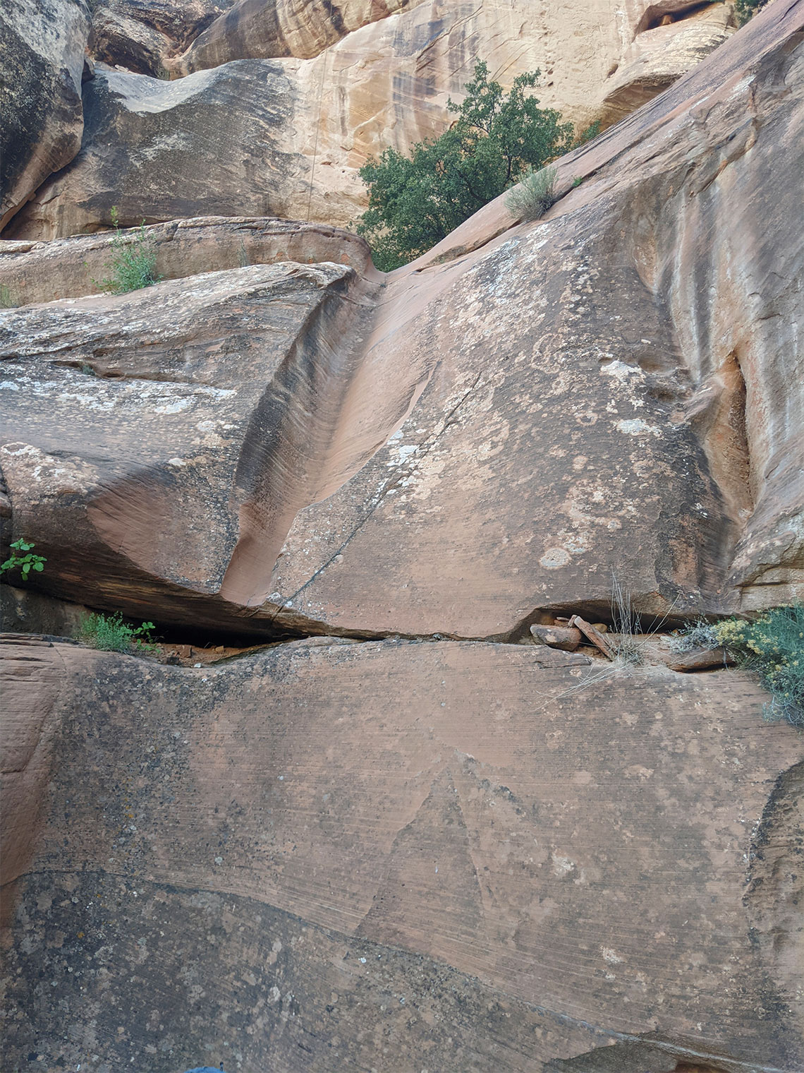 Fluted rock feature in Boltergeist Canyon