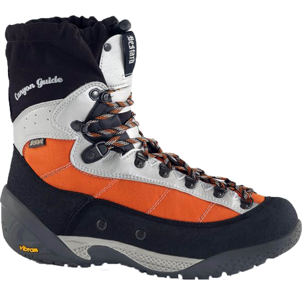 The Bestard Canyon Guide boot is a dedicated canyoning boot.